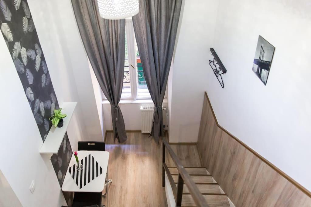 Central Budget Lofts Apartment Budapesta Exterior foto