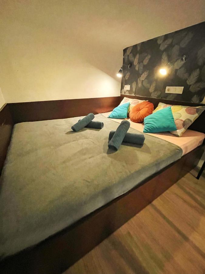 Central Budget Lofts Apartment Budapesta Exterior foto