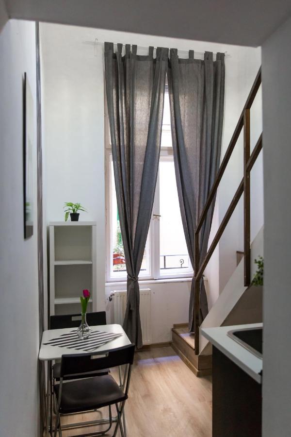 Central Budget Lofts Apartment Budapesta Exterior foto