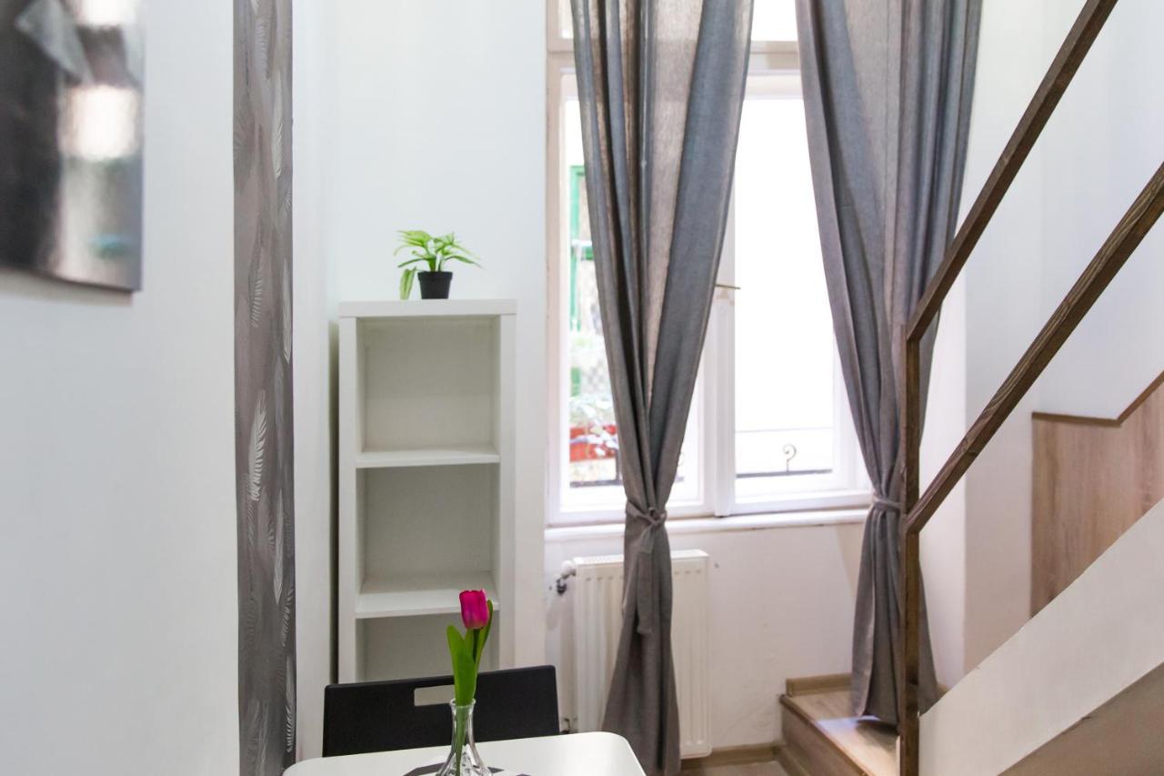 Central Budget Lofts Apartment Budapesta Exterior foto