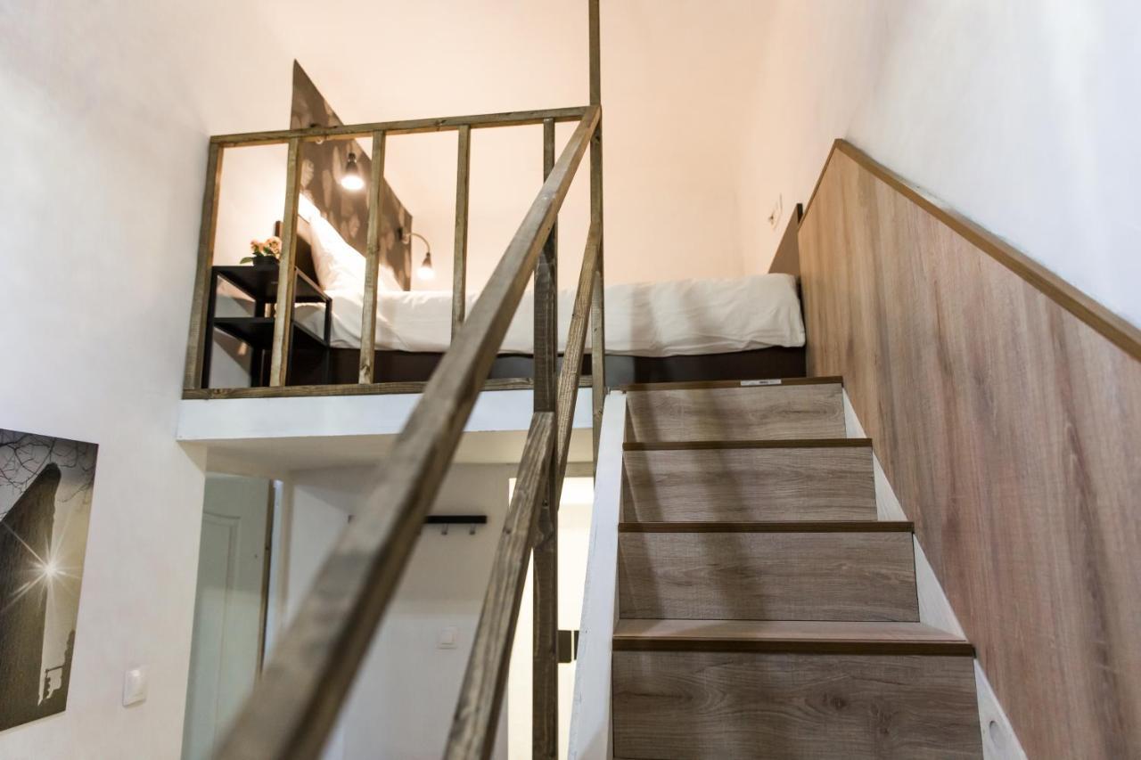 Central Budget Lofts Apartment Budapesta Exterior foto