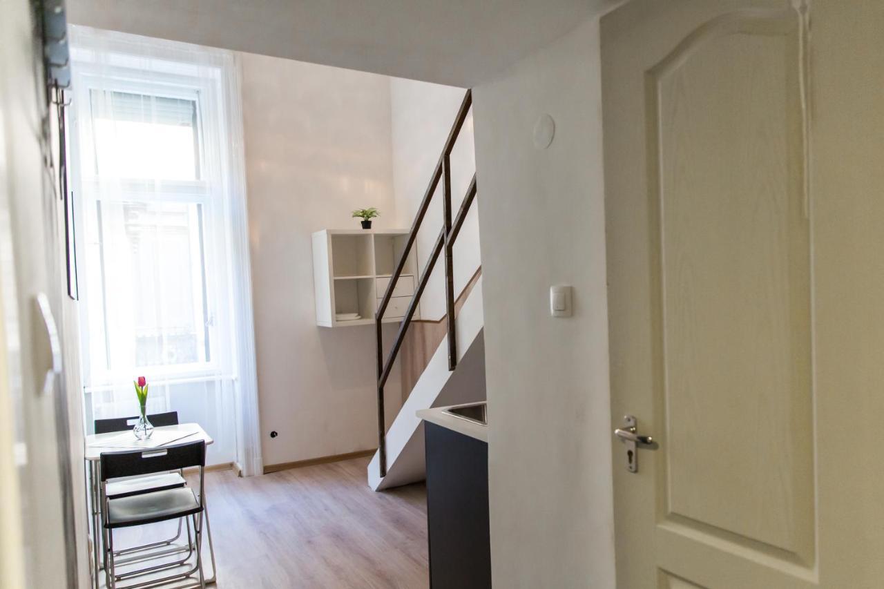 Central Budget Lofts Apartment Budapesta Exterior foto
